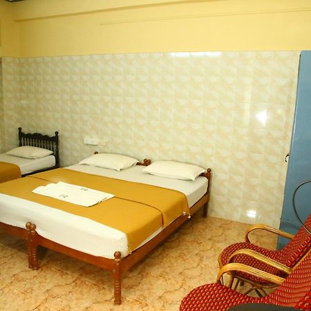 Lake Palace Family Resort Kumarakom Exterior foto